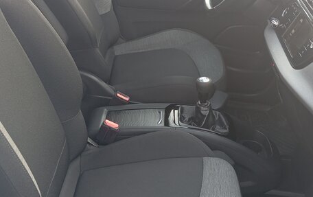 Citroen C4 Picasso II рестайлинг, 2017 год, 1 600 000 рублей, 14 фотография