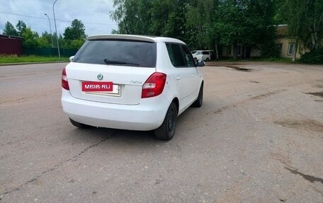 Skoda Fabia II, 2012 год, 440 000 рублей, 2 фотография