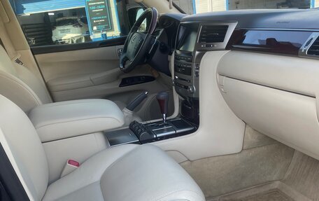 Lexus LX III, 2013 год, 4 300 000 рублей, 8 фотография