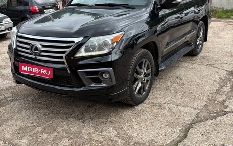Lexus LX III, 2013 год, 4 300 000 рублей, 2 фотография