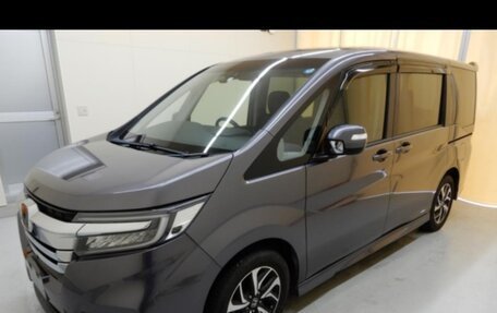 Honda Stepwgn IV, 2018 год, 2 550 000 рублей, 2 фотография