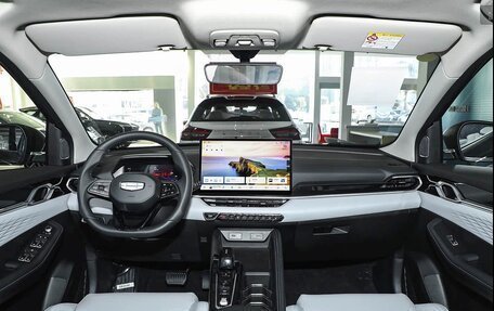 Geely Coolray I, 2025 год, 1 900 000 рублей, 5 фотография