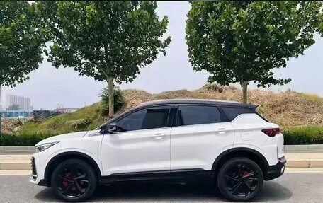 Geely Coolray I, 2025 год, 1 900 000 рублей, 2 фотография