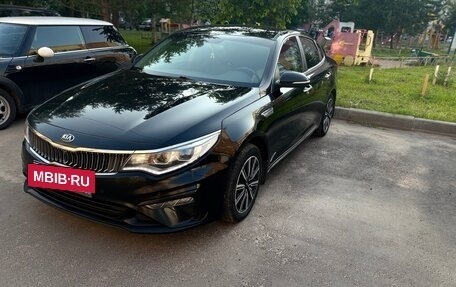 KIA Optima IV, 2019 год, 1 900 000 рублей, 2 фотография