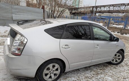 Toyota Prius, 2009 год, 729 000 рублей, 4 фотография