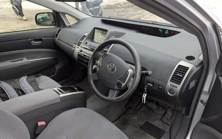Toyota Prius, 2009 год, 729 000 рублей, 7 фотография