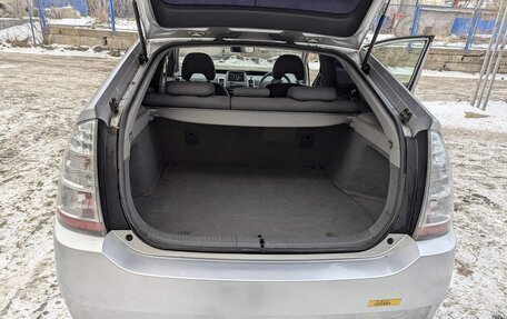 Toyota Prius, 2009 год, 729 000 рублей, 12 фотография