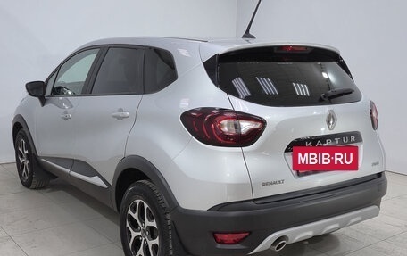 Renault Kaptur I рестайлинг, 2020 год, 1 799 000 рублей, 6 фотография