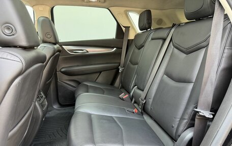 Cadillac XT5 I рестайлинг, 2016 год, 2 410 000 рублей, 11 фотография