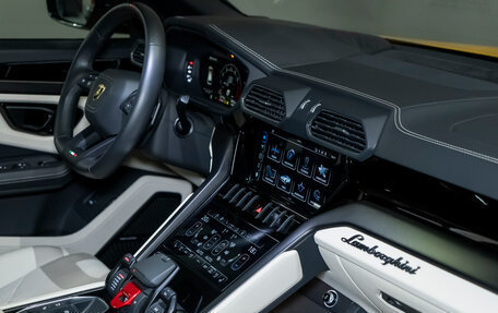 Lamborghini Urus I, 2023 год, 34 900 000 рублей, 27 фотография