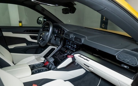 Lamborghini Urus I, 2023 год, 34 900 000 рублей, 29 фотография