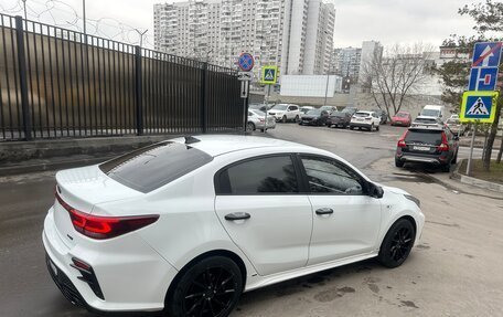 KIA Rio IV, 2018 год, 1 150 000 рублей, 3 фотография