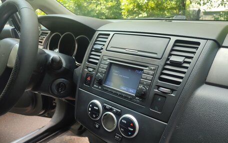 Nissan Tiida, 2010 год, 920 000 рублей, 22 фотография