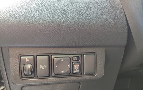 Nissan Tiida, 2010 год, 920 000 рублей, 24 фотография