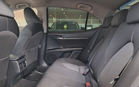 Toyota Camry, 2018 год, 2 247 000 рублей, 15 фотография