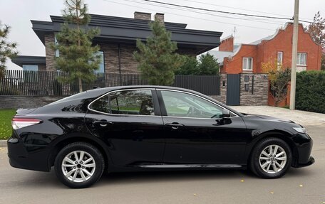 Toyota Camry, 2020 год, 1 950 000 рублей, 3 фотография