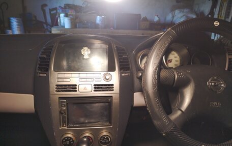 Nissan Wingroad III, 2002 год, 250 000 рублей, 4 фотография