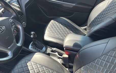 KIA Rio III рестайлинг, 2017 год, 1 300 000 рублей, 19 фотография