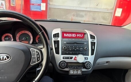 KIA cee'd I рестайлинг, 2009 год, 870 000 рублей, 10 фотография