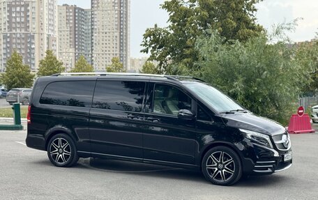 Mercedes-Benz V-Класс, 2022 год, 11 500 000 рублей, 6 фотография