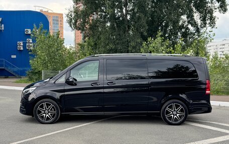 Mercedes-Benz V-Класс, 2022 год, 11 500 000 рублей, 2 фотография