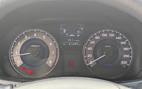 Hyundai Solaris II рестайлинг, 2011 год, 870 000 рублей, 10 фотография