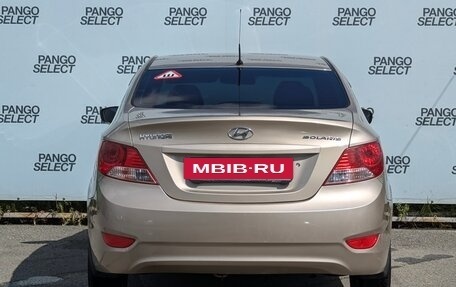 Hyundai Solaris II рестайлинг, 2011 год, 870 000 рублей, 3 фотография