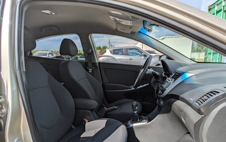 Hyundai Solaris II рестайлинг, 2011 год, 870 000 рублей, 22 фотография