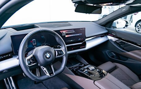 BMW 5 серия, 2023 год, 8 300 000 рублей, 9 фотография