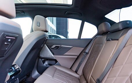 BMW 5 серия, 2023 год, 8 300 000 рублей, 13 фотография