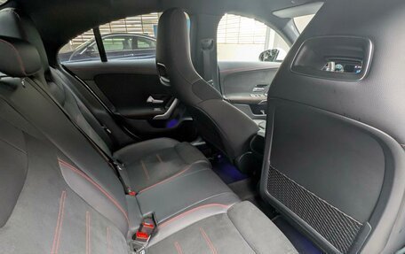 Mercedes-Benz CLA, 2019 год, 2 795 000 рублей, 14 фотография