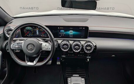 Mercedes-Benz CLA, 2019 год, 2 795 000 рублей, 15 фотография