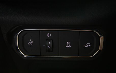 Haval Jolion, 2023 год, 1 880 000 рублей, 18 фотография