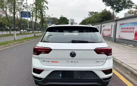 Volkswagen T-Roc I, 2021 год, 1 450 000 рублей, 7 фотография