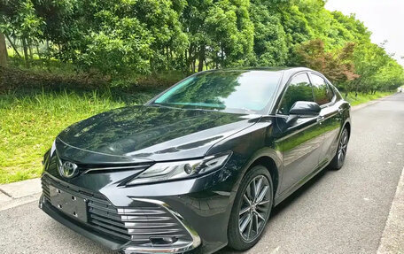 Toyota Camry, 2022 год, 2 410 000 рублей, 1 фотография