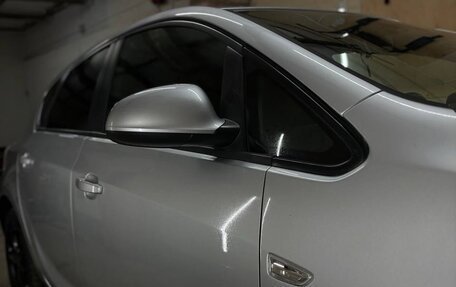 Opel Astra J, 2010 год, 700 000 рублей, 2 фотография