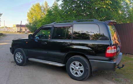 Toyota Land Cruiser 100 рестайлинг 2, 2007 год, 2 950 000 рублей, 3 фотография
