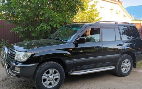 Toyota Land Cruiser 100 рестайлинг 2, 2007 год, 2 950 000 рублей, 5 фотография