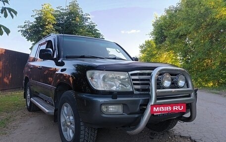 Toyota Land Cruiser 100 рестайлинг 2, 2007 год, 2 950 000 рублей, 2 фотография