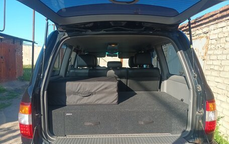 Toyota Land Cruiser 100 рестайлинг 2, 2007 год, 2 950 000 рублей, 16 фотография