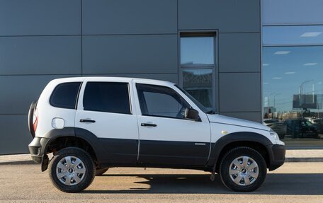 Chevrolet Niva I рестайлинг, 2016 год, 419 000 рублей, 5 фотография