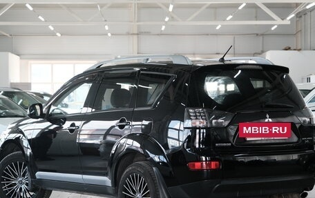Mitsubishi Outlander III рестайлинг 3, 2008 год, 1 329 000 рублей, 4 фотография