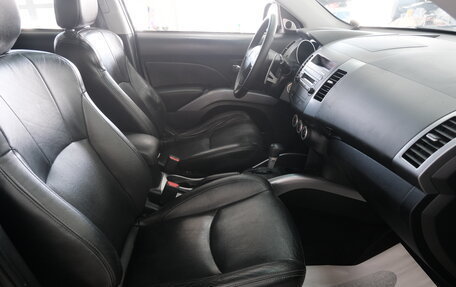 Mitsubishi Outlander III рестайлинг 3, 2008 год, 1 329 000 рублей, 23 фотография