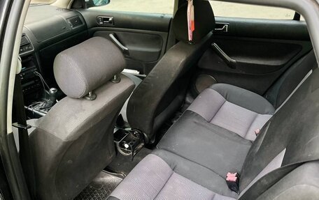Volkswagen Golf IV, 2001 год, 300 000 рублей, 5 фотография