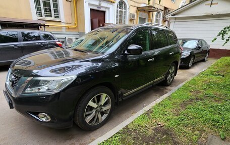 Nissan Pathfinder, 2014 год, 2 200 000 рублей, 2 фотография