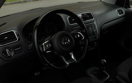 Volkswagen Polo VI (EU Market), 2018 год, 1 250 000 рублей, 9 фотография