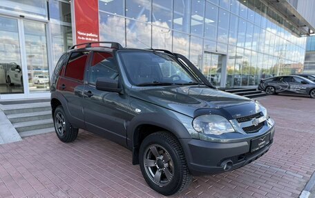Chevrolet Niva I рестайлинг, 2020 год, 820 000 рублей, 4 фотография