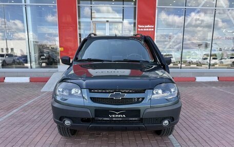 Chevrolet Niva I рестайлинг, 2020 год, 820 000 рублей, 3 фотография