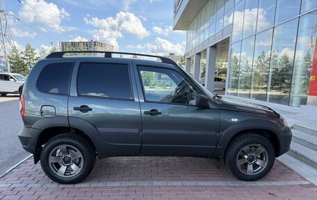 Chevrolet Niva I рестайлинг, 2020 год, 820 000 рублей, 5 фотография