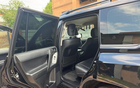 Toyota Land Cruiser Prado 150 рестайлинг 2, 2018 год, 5 200 000 рублей, 10 фотография